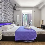 Eco Retreat -sauna & Garden * ローマ